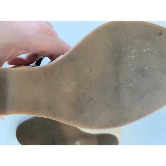 ALAÏA Black Leather Espadrille Wedge Sandal - Picture 12 of 15